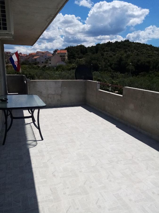 Apartment Darinka Sibenik Bagian luar foto