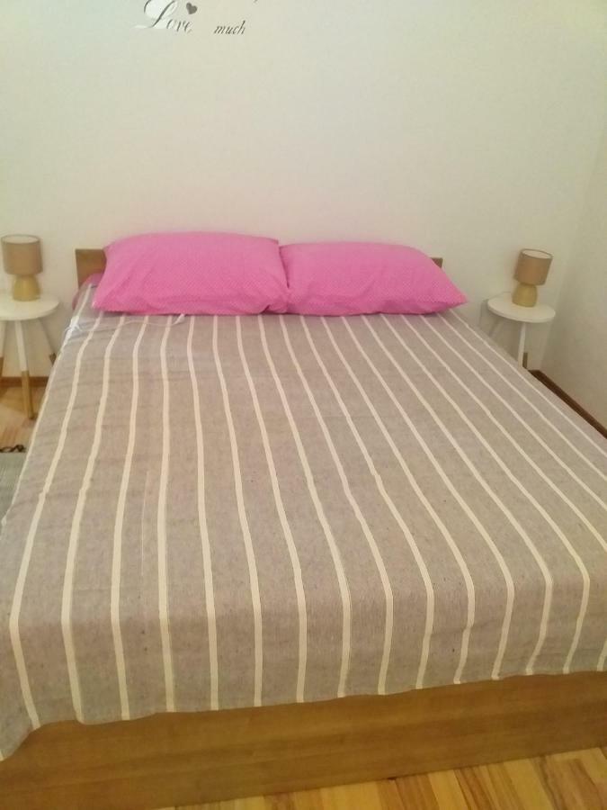 Apartment Darinka Sibenik Bagian luar foto