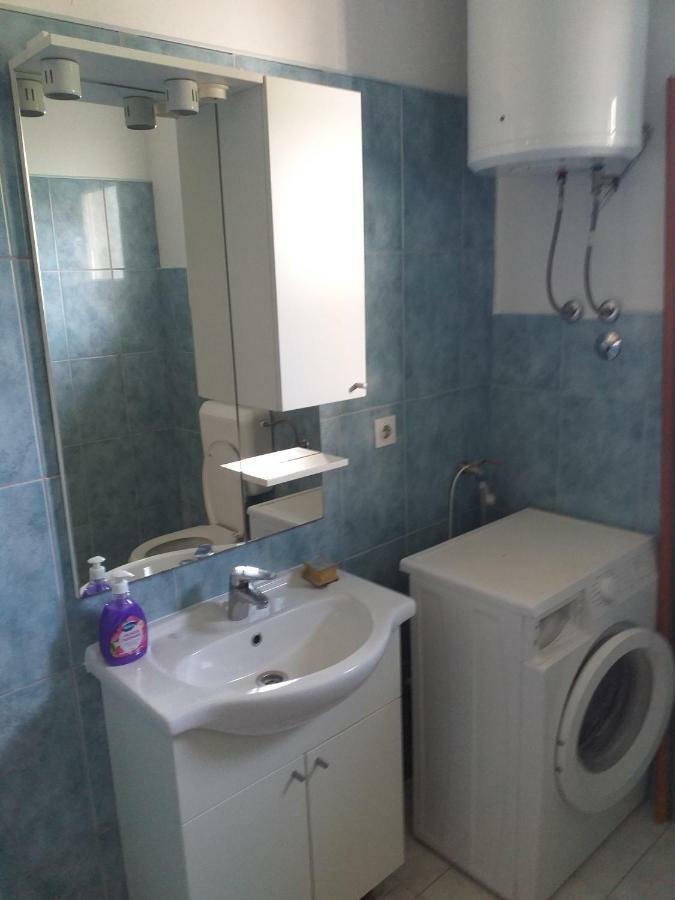 Apartment Darinka Sibenik Bagian luar foto
