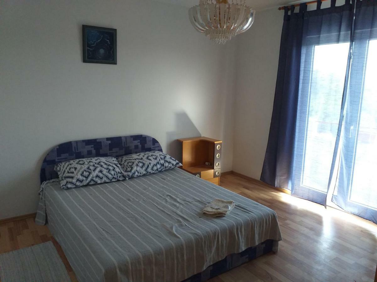 Apartment Darinka Sibenik Bagian luar foto